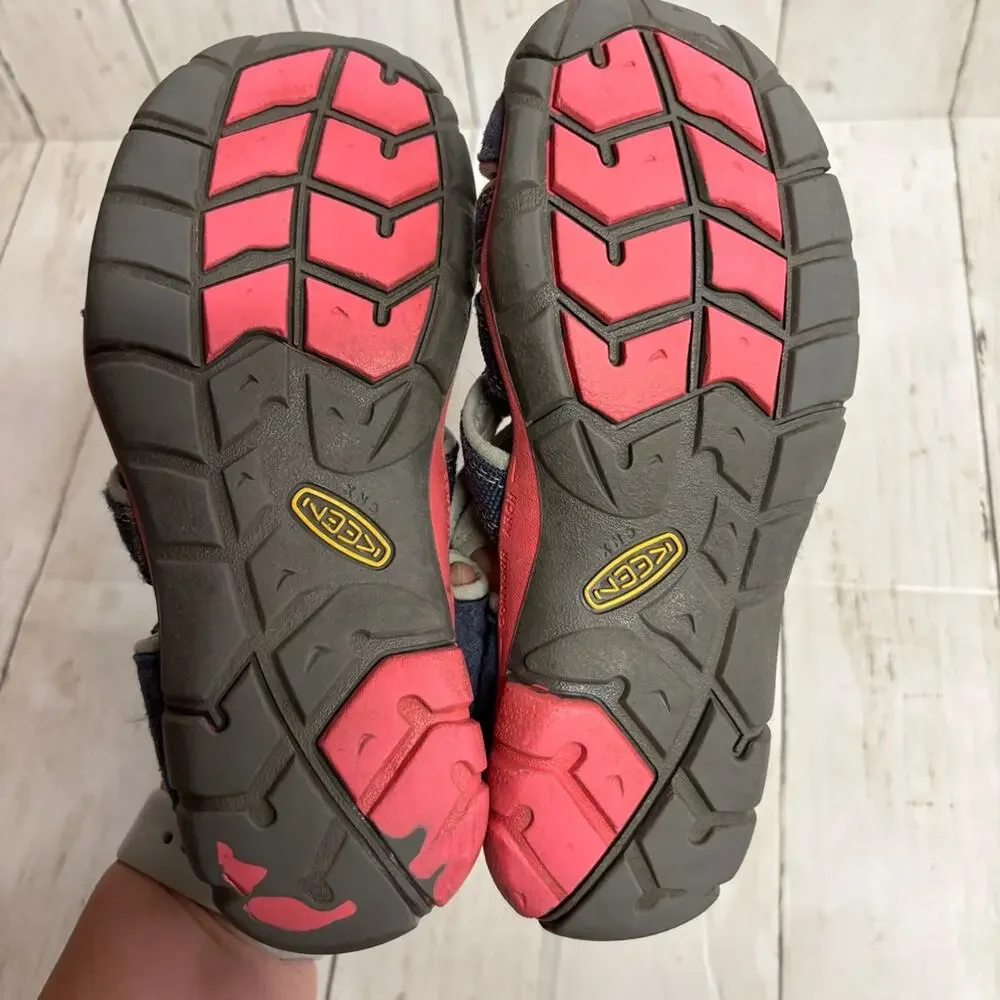 Keen Newport H2 Pink & Blue Sandals Youth Size 2